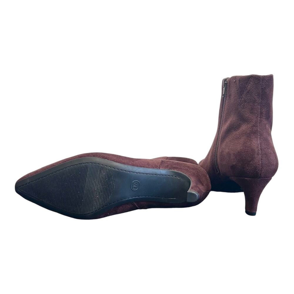 Women’s 9.5 Chocolate brown slim kitten heel pointed toe suede ankle booties - Picture 6 of 7